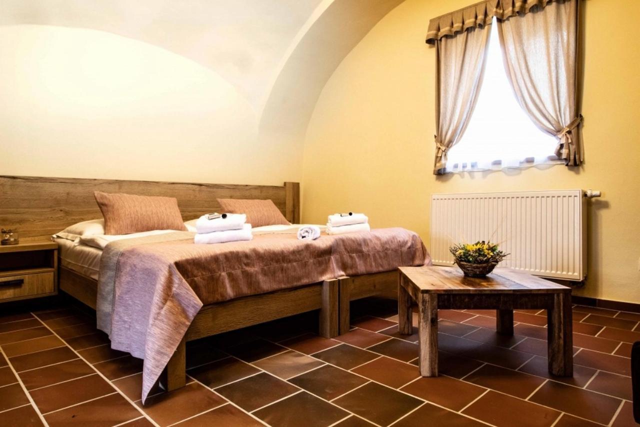 Residence Tvrz Skocice Extérieur photo