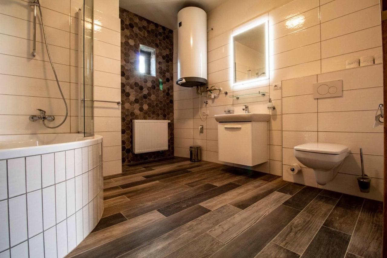 Residence Tvrz Skocice Extérieur photo