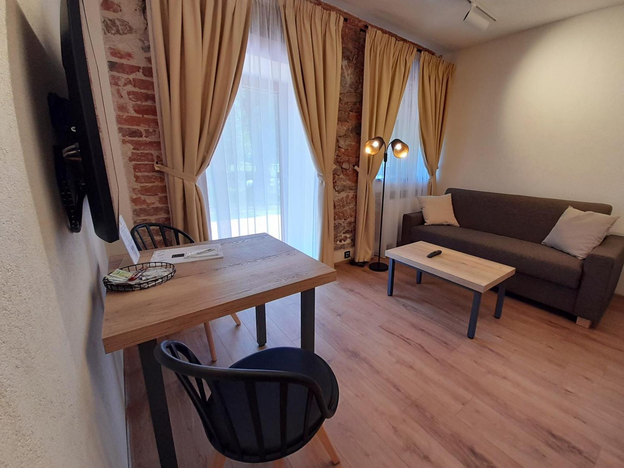 Residence Tvrz Skocice Extérieur photo