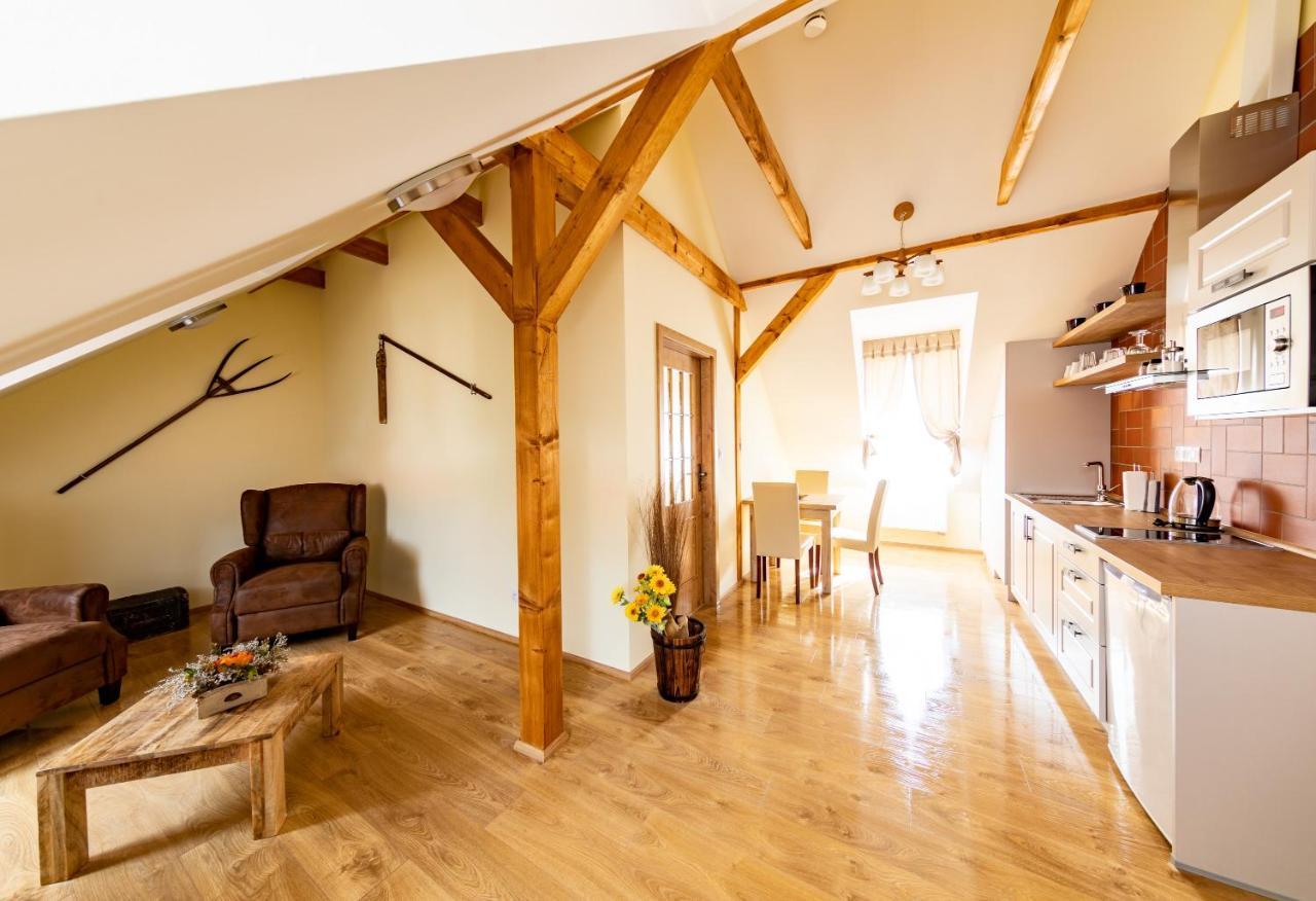 Residence Tvrz Skocice Extérieur photo