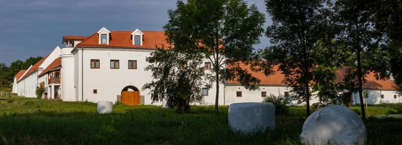 Residence Tvrz Skocice Extérieur photo
