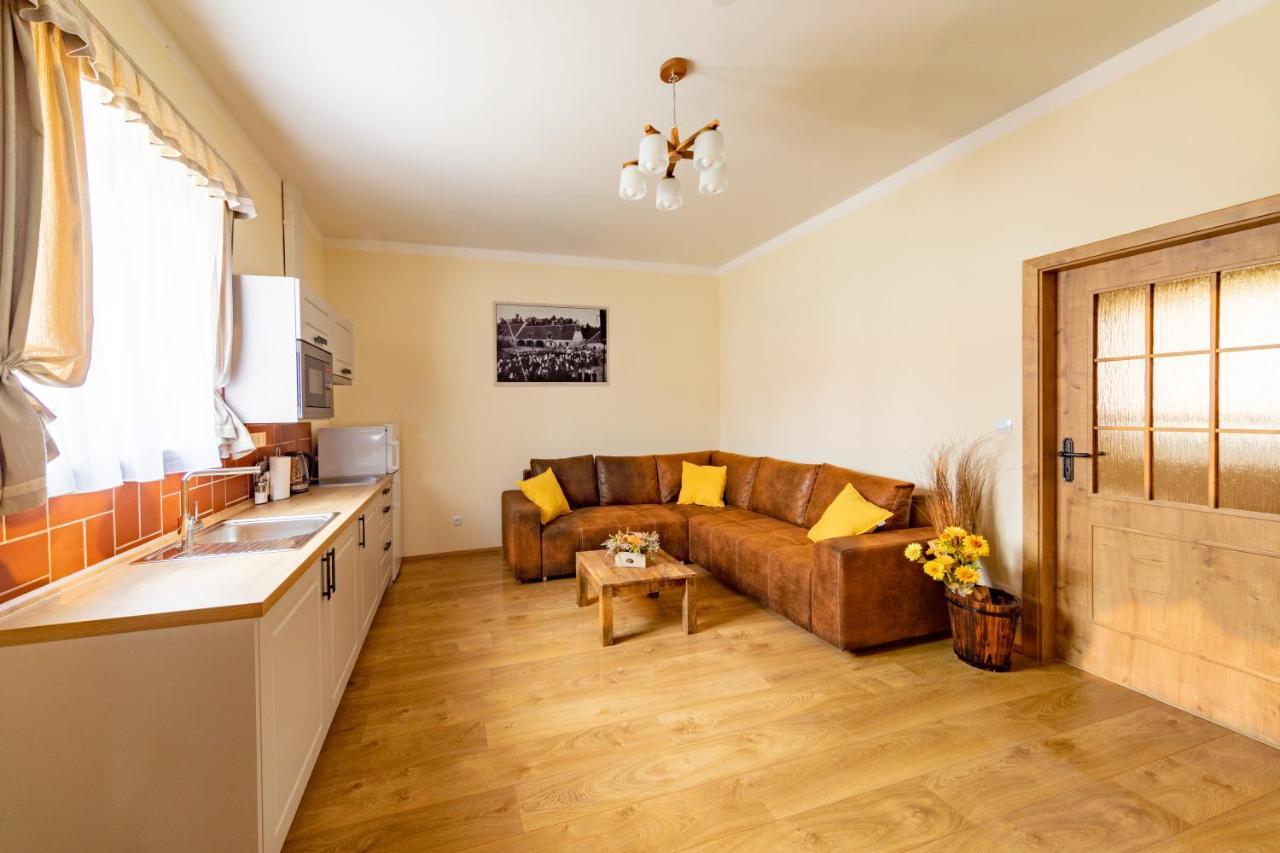 Residence Tvrz Skocice Extérieur photo